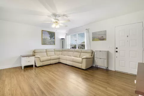 Living - 104 Banyan Cir, Jupiter, FL 33458 photo 1 of 2