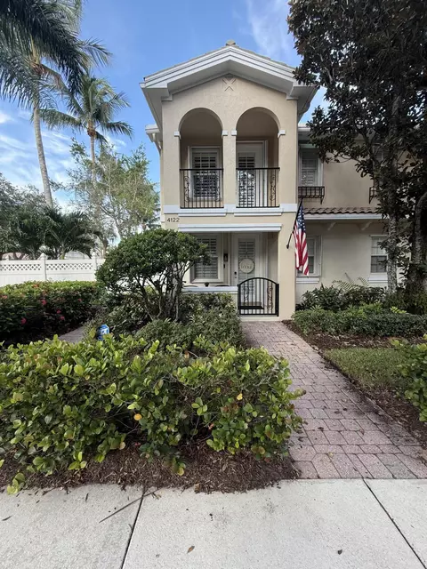 Exterior - 4122 Parkside Dr, Jupiter, FL 33458 photo 5 of 7