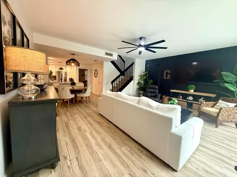 Living - 4122 Parkside Dr, Jupiter, FL 33458 photo 2 of 5