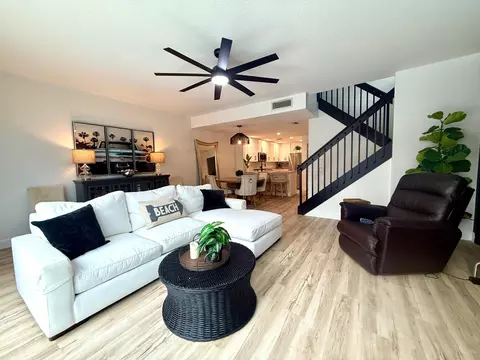 Living - 4122 Parkside Dr, Jupiter, FL 33458 photo 1 of 5
