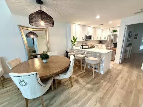 Dining - 4122 Parkside Dr, Jupiter, FL 33458 photo 3 of 3