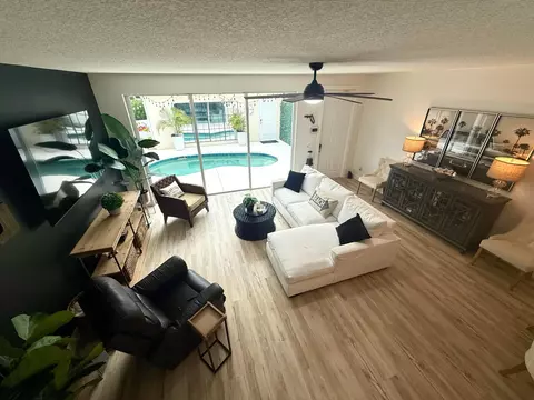 Living - 4122 Parkside Dr, Jupiter, FL 33458 photo 5 of 5