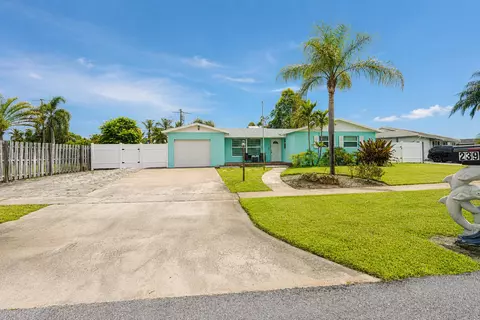 2395 Edgewater Dr, West Palm Beach, FL 33406