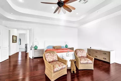 Bedroom - 2340 NE 47th St, Lighthouse Point, FL 33064 photo 10 of 15