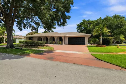 7381 SW 9th St, Plantation, FL 33317