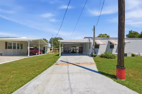 7943 SE 97th Ct, Okeechobee, FL 34974 photo 2