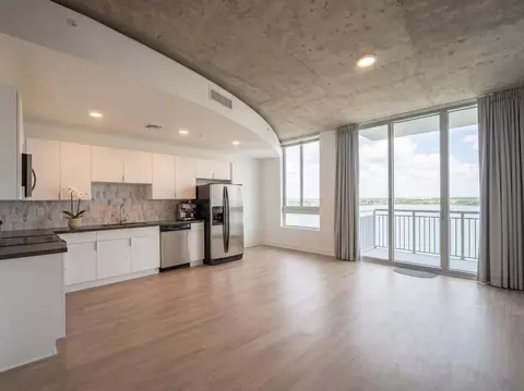 300 S Australian Ave #809, West Palm Beach, FL 33401