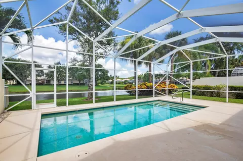 150 Euphrates Cir, Palm Beach Gardens, FL 33410