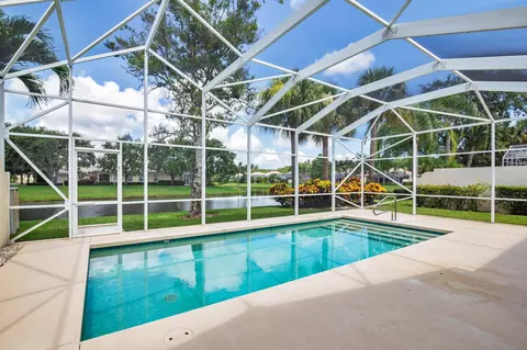 150 Euphrates Cir, Palm Beach Gardens, FL 33410