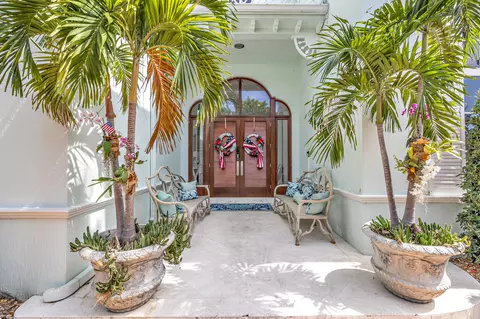 Entry Way - 2409 NE 27th St, Lighthouse Point, FL 33064 photo 1 of 6