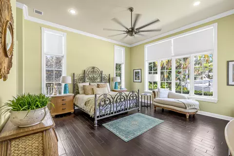 Bedroom - 2409 NE 27th St, Lighthouse Point, FL 33064 photo 1 of 8