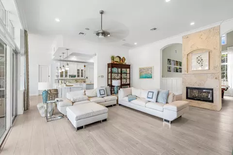 Living - 2409 NE 27th St, Lighthouse Point, FL 33064 photo 2 of 2