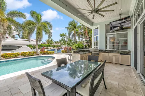 Other - 2409 NE 27th St, Lighthouse Point, FL 33064 photo 3 of 15