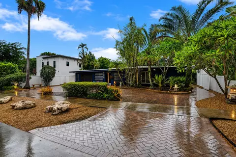 908 NE 16th Pl, Fort Lauderdale, FL 33305