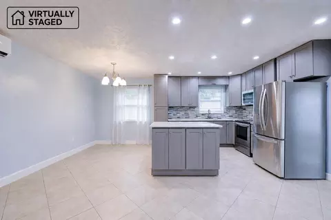 Kitchen - 3394 SE Jefferson St, Stuart, FL 34997 photo 2 of 2