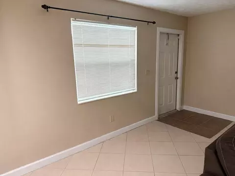 Living - 3394 SE Jefferson St, Stuart, FL 34997 photo 2 of 3
