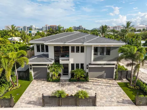 255 NE 3rd St, Boca Raton, FL 33432