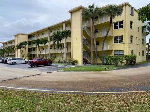 9949 Sandalfoot Blvd #529, Boca Raton, FL 33428