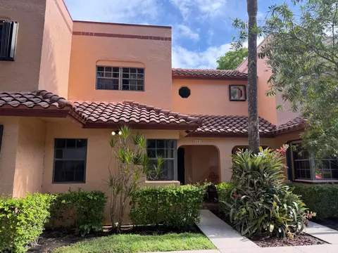 281 NE 16th Pl UNIT 403, Fort Lauderdale, FL 33305
