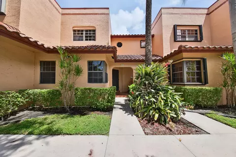 281 NE 16th Pl UNIT 403, Fort Lauderdale, FL 33305