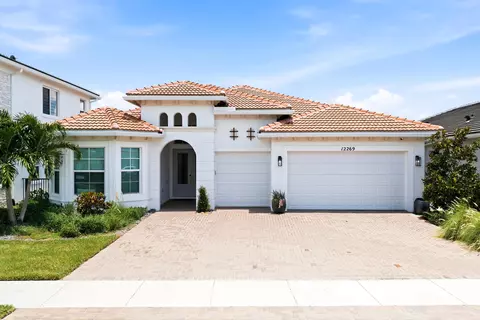 12269 Waterstone Cir, Palm Beach Gardens, FL 33412