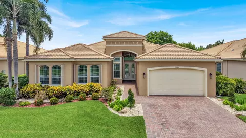 10469 Whitewind Cir, Boynton Beach, FL 33473