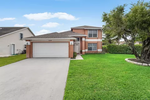 139 Royal Pine Cir S, Royal Palm Beach, FL 33411