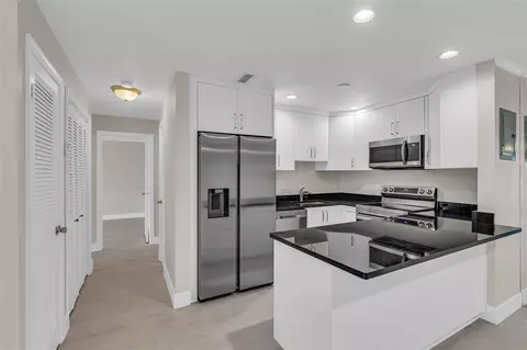 6319 Bay Club Dr #1, Fort Lauderdale, FL 33308