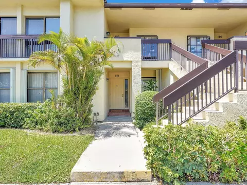 2011 SW 15th St #151, Deerfield Beach, FL 33442