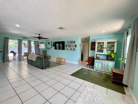 Other - 415 Beacon St, Tequesta, FL 33469 photo 2 of 7