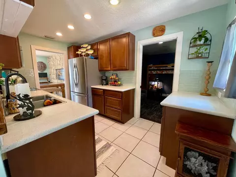 Kitchen - 415 Beacon St, Tequesta, FL 33469 photo 2 of 4