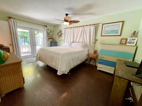 Bedroom - 415 Beacon St, Tequesta, FL 33469 photo 1 of 4