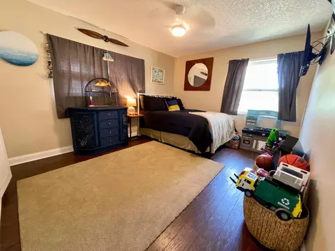 Bedroom - 415 Beacon St, Tequesta, FL 33469 photo 3 of 4