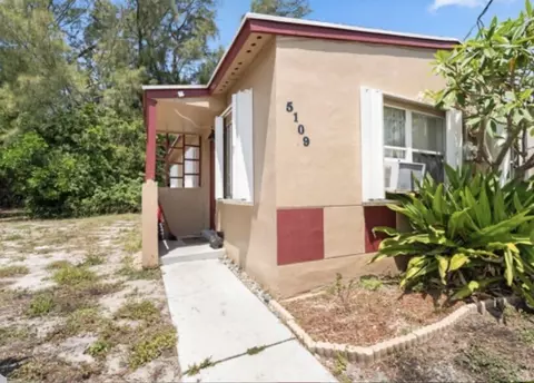 5109 Pinewood Ave, West Palm Beach, FL 33407