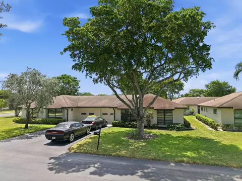 10325 Equestrian Dr #B, Boynton Beach, FL 33436
