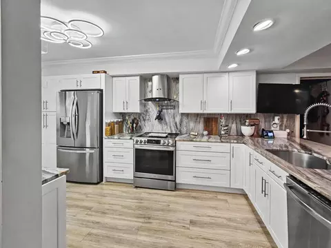 2811 Village Blvd #302, West Palm Beach, FL 33409