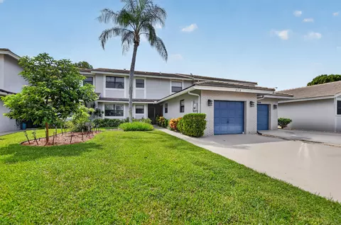 310 Deer Creek Lakeside Way, Deerfield Beach, FL 33442