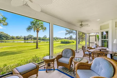 700 Summerwood Ln SW, Vero Beach, FL 32962