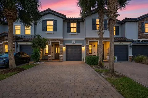 13044 Anthorne Ln, Boynton Beach, FL 33436