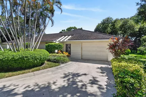 11453 Shady Oaks Ln, North Palm Beach, FL 33408