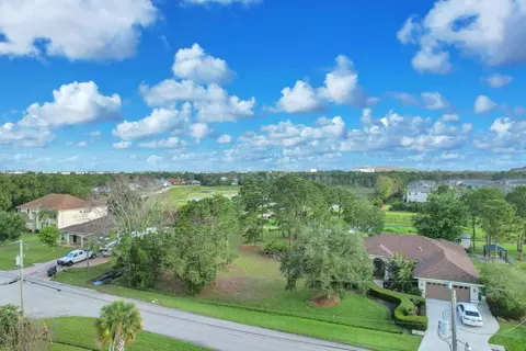 5464 NW Boydga Ave, Port St Lucie, FL 34986