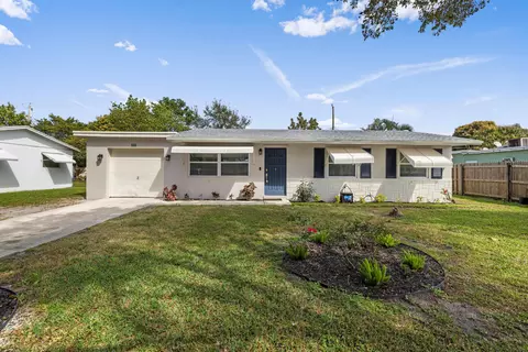 336 S Chillingworth Dr, West Palm Beach, FL 33409