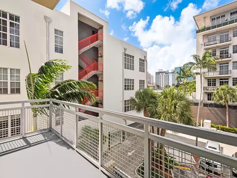 434 NW 1st Ave #305, Fort Lauderdale, FL 33301