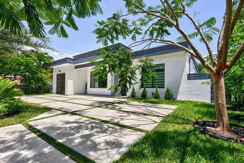 3933 Washington St, Hollywood, FL 33021
