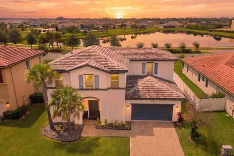 7432 NW Greenspring St, Port Saint Lucie, FL 34987