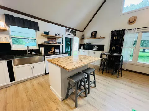 Kitchen - 9706 Sandy Rd, Jupiter, FL 33478 photo 3 of 3