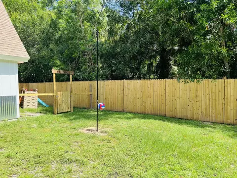 Exterior - 9706 Sandy Rd, Jupiter, FL 33478 photo 2 of 3