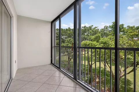 12551 SW 16th Ct #303C, Pembroke Pines, FL 33027