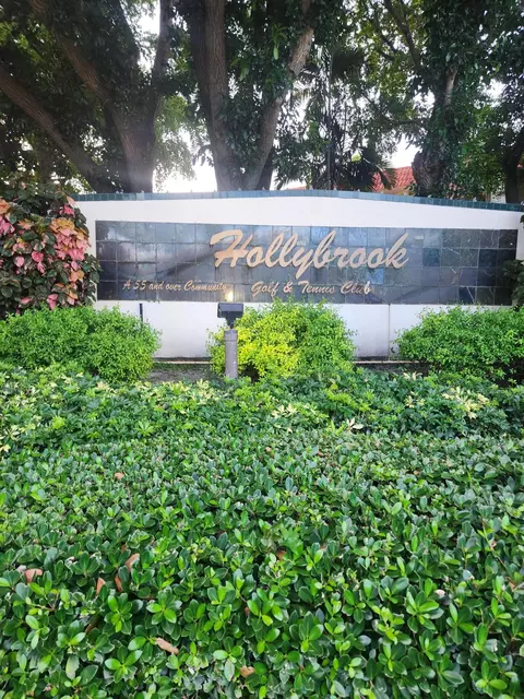 811 S Hollybrook Dr S #206, Pembroke Pines, FL 33025