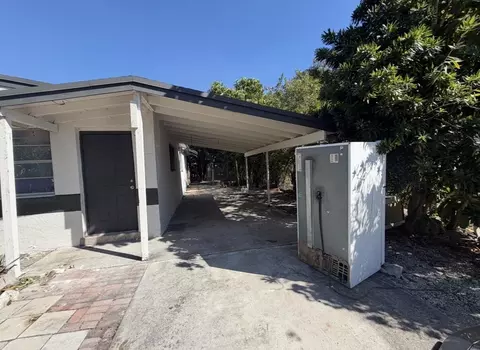 313 SW 15th Ter, Delray Beach, FL 33444